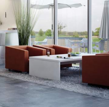 Clinc Sofa 2-Sitzer